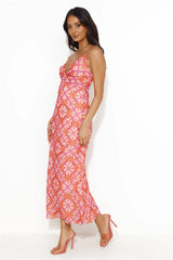 Your Motive Midi Dress Pink