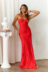 DEAR EMILIA Amazing The Crowd Maxi Dress Red